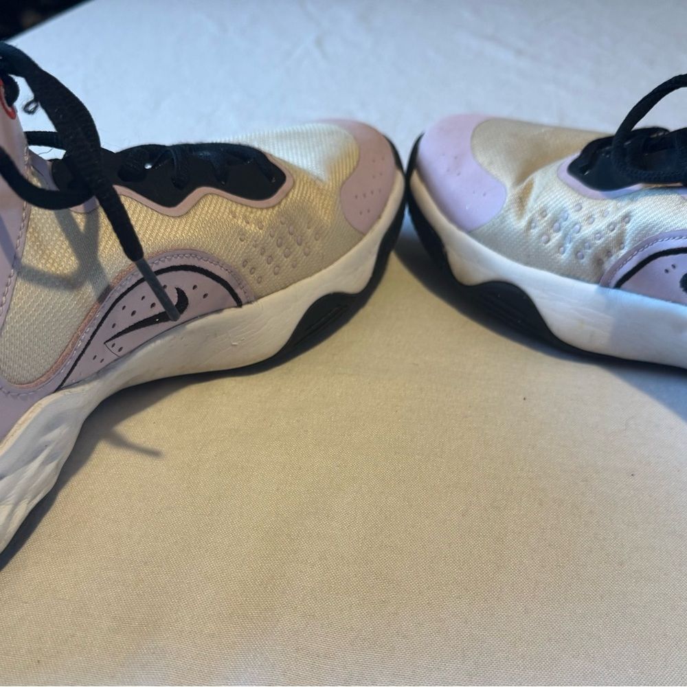 NIKE Men Size 10.5 FLY BY MID 3 pearl
White DD9311-200 Athletic Basketball
Shoes - Picture 7 of 11